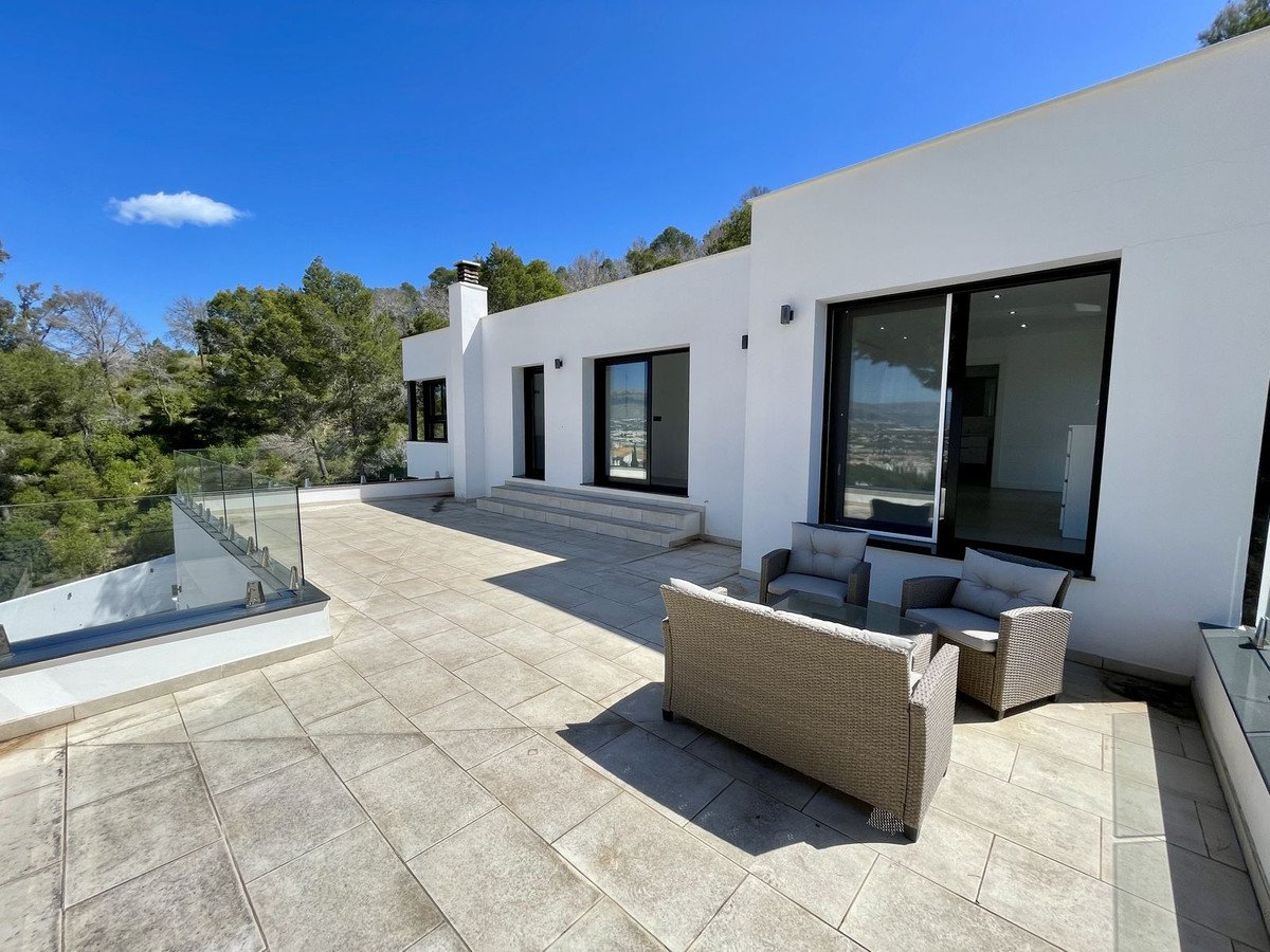 5 Bed Detached Villa in L'Albir