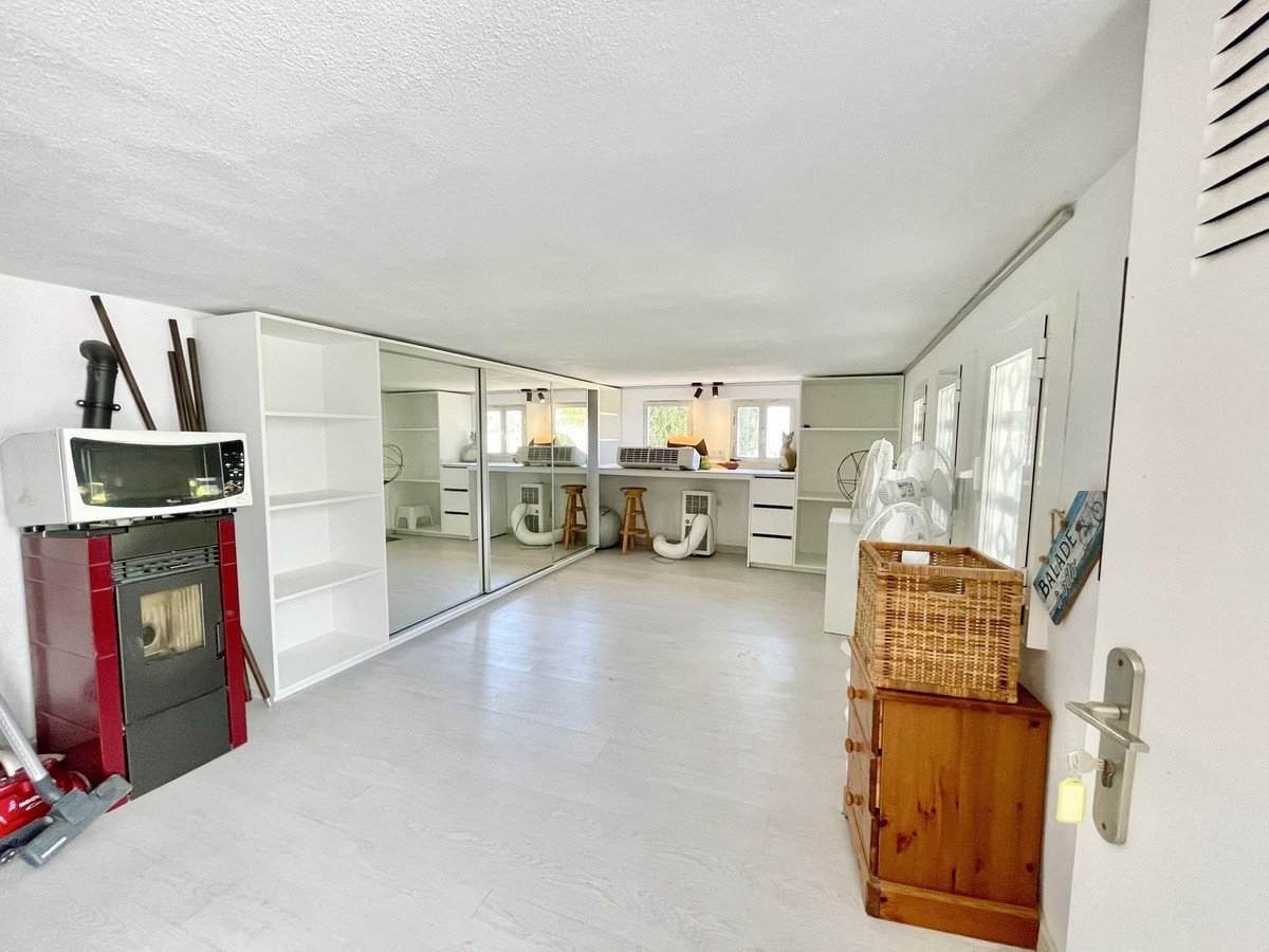 4 Bed Detached Villa in Altea