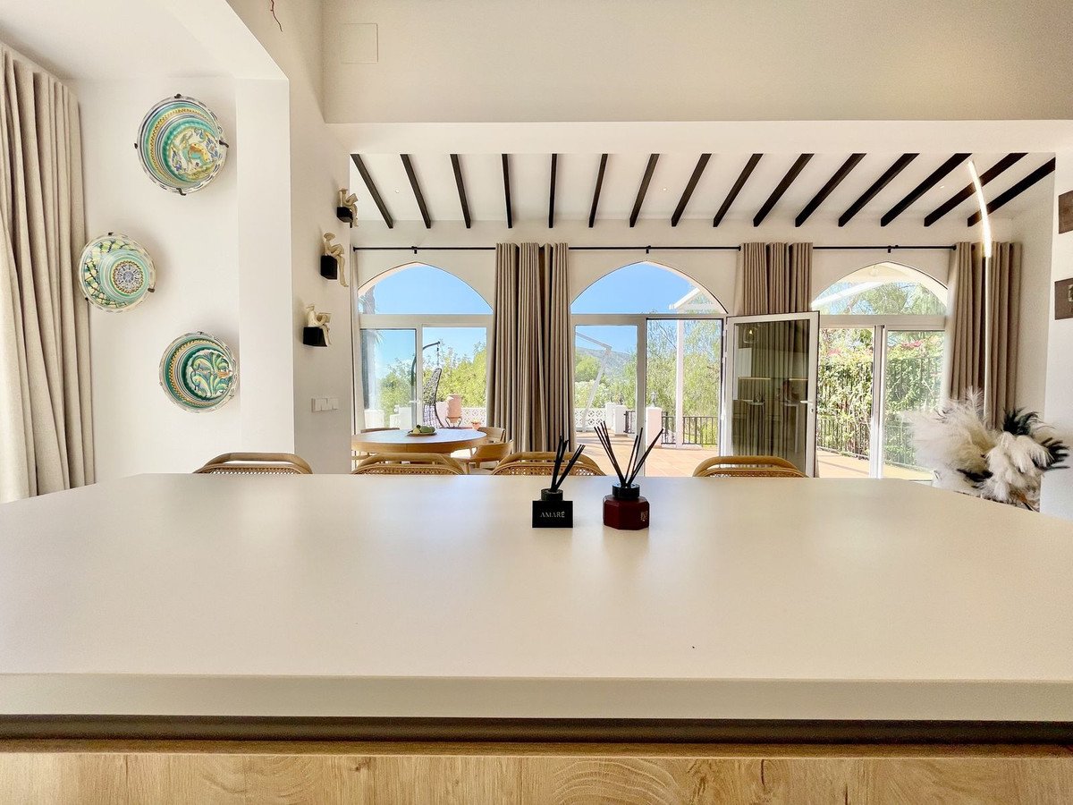 4 Bed Detached Villa in Altea