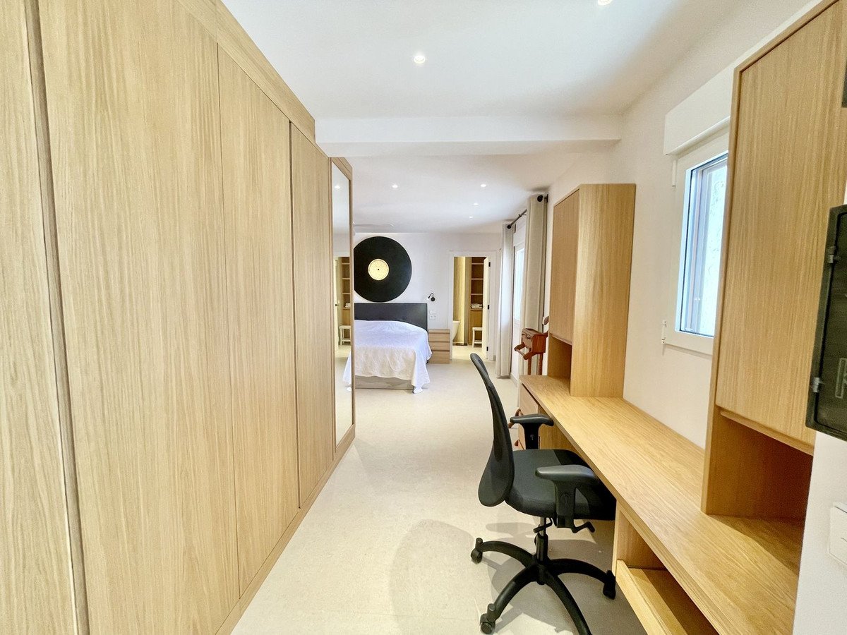4 Bed Detached Villa in Altea