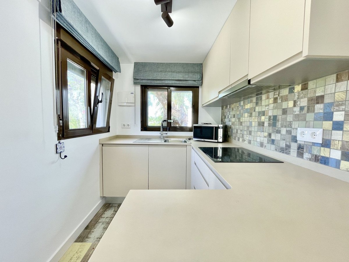 4 Bed Detached Villa in Altea
