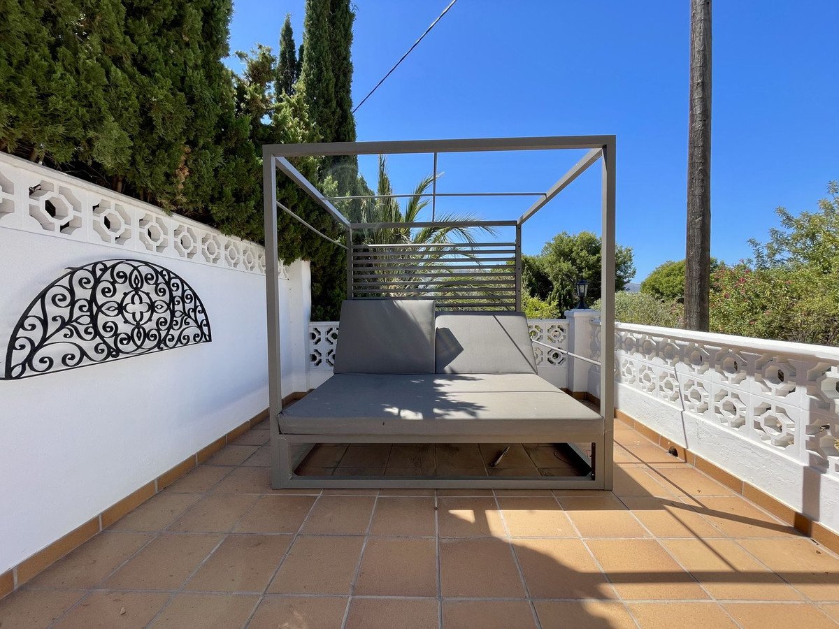 4 Bed Detached Villa in Altea