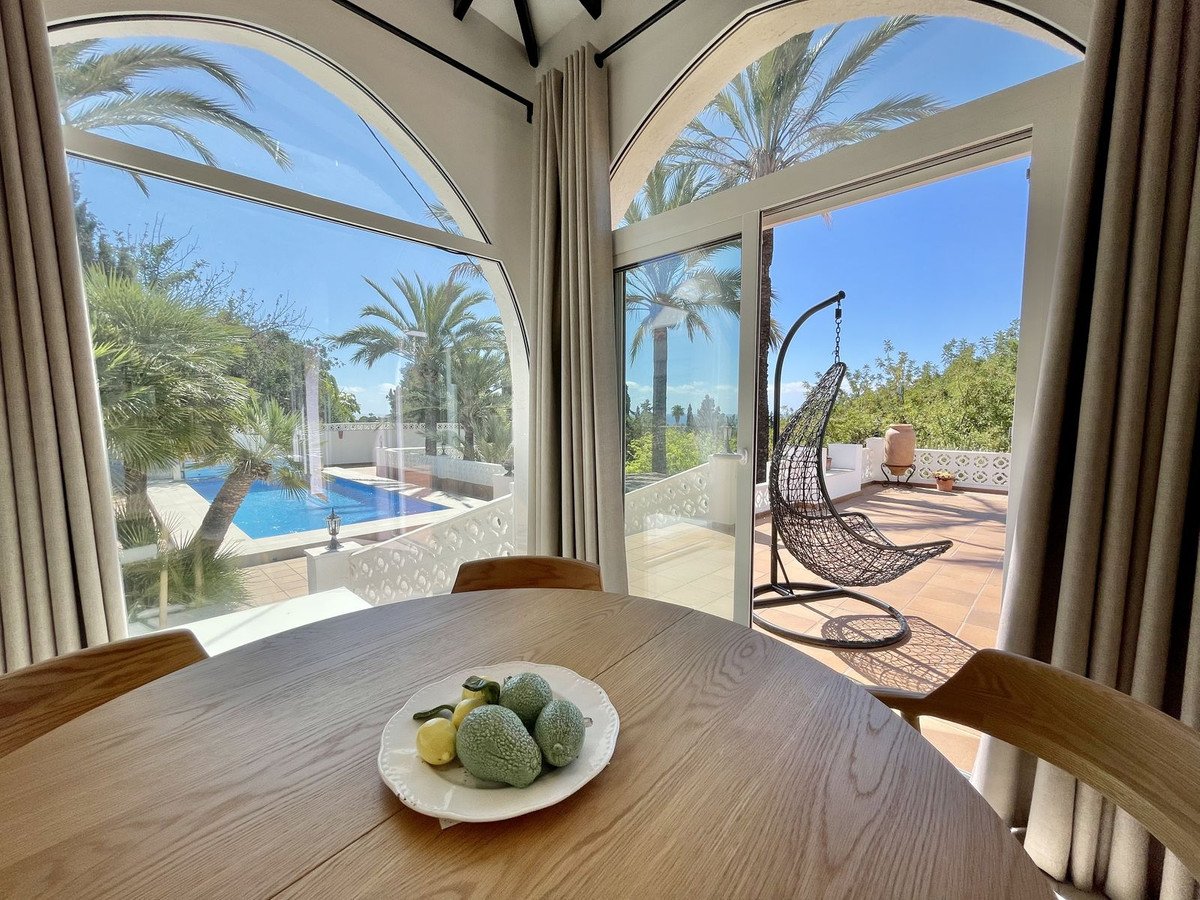 4 Bed Detached Villa in Altea