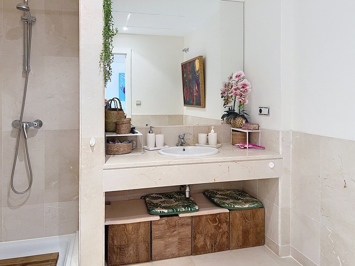 2 Bed Penthouse in Manilva