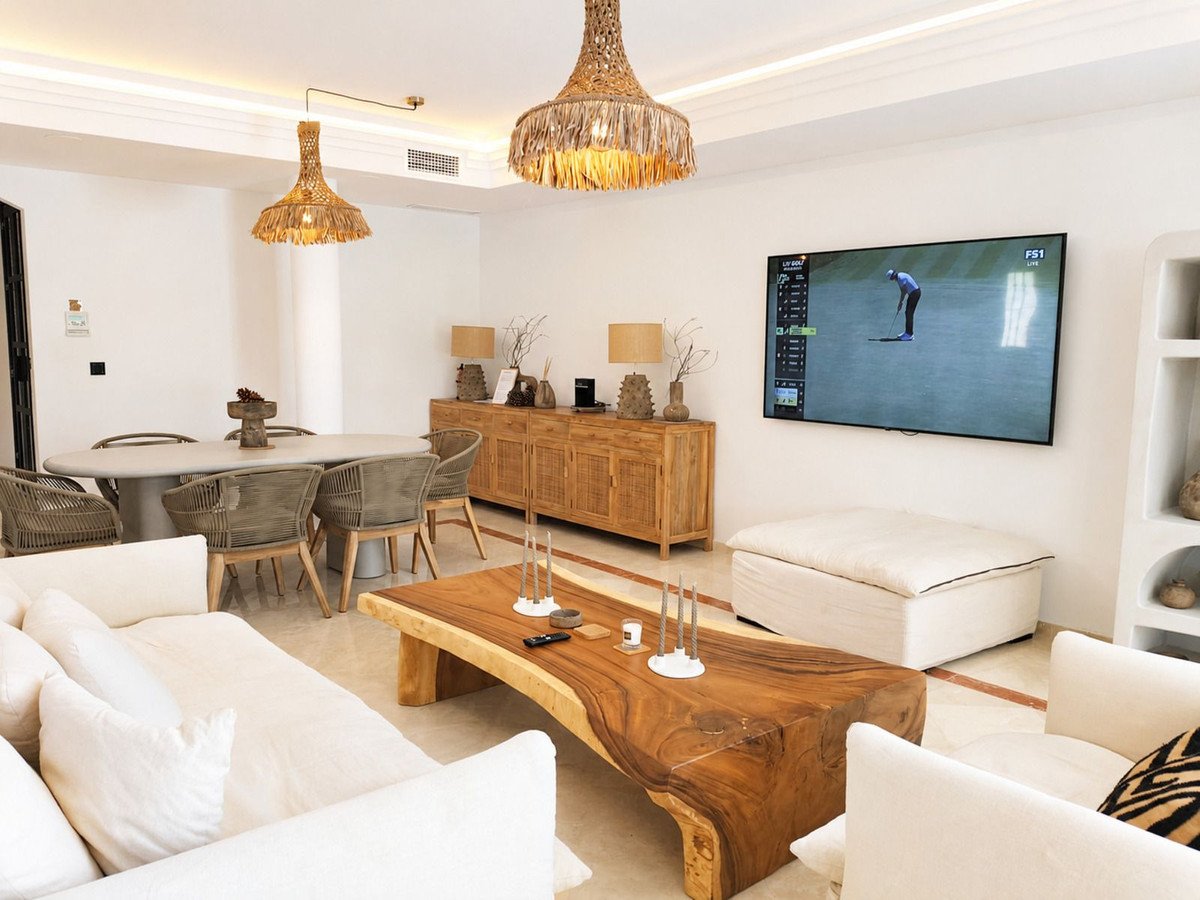 3 Bed Ground Floor Apartment in San Roque Club