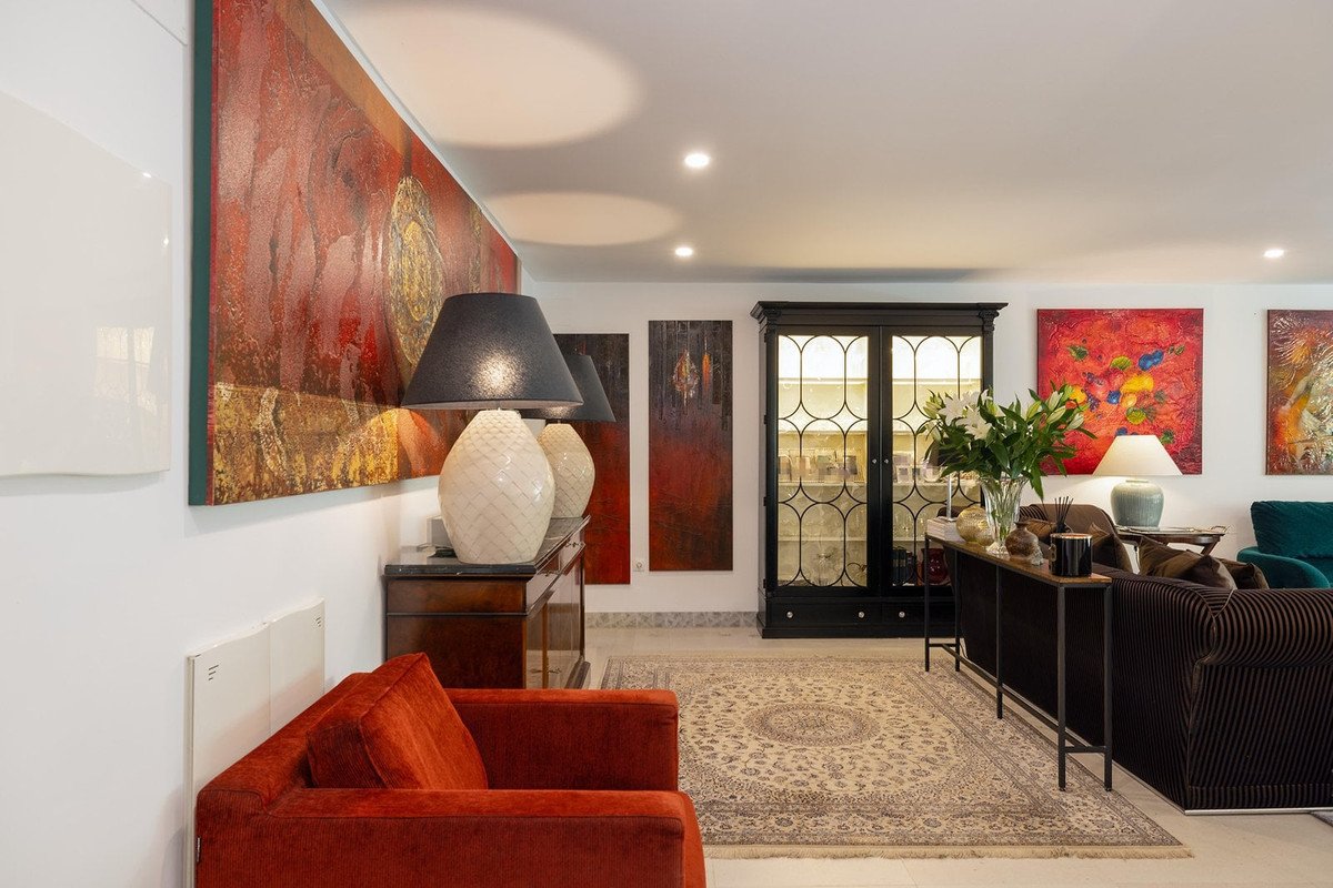 3 Bed Middle Floor Apartment in Sotogrande