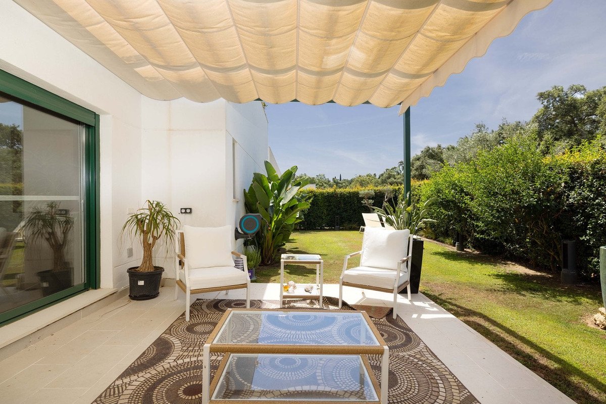 3 Bed Middle Floor Apartment in Sotogrande