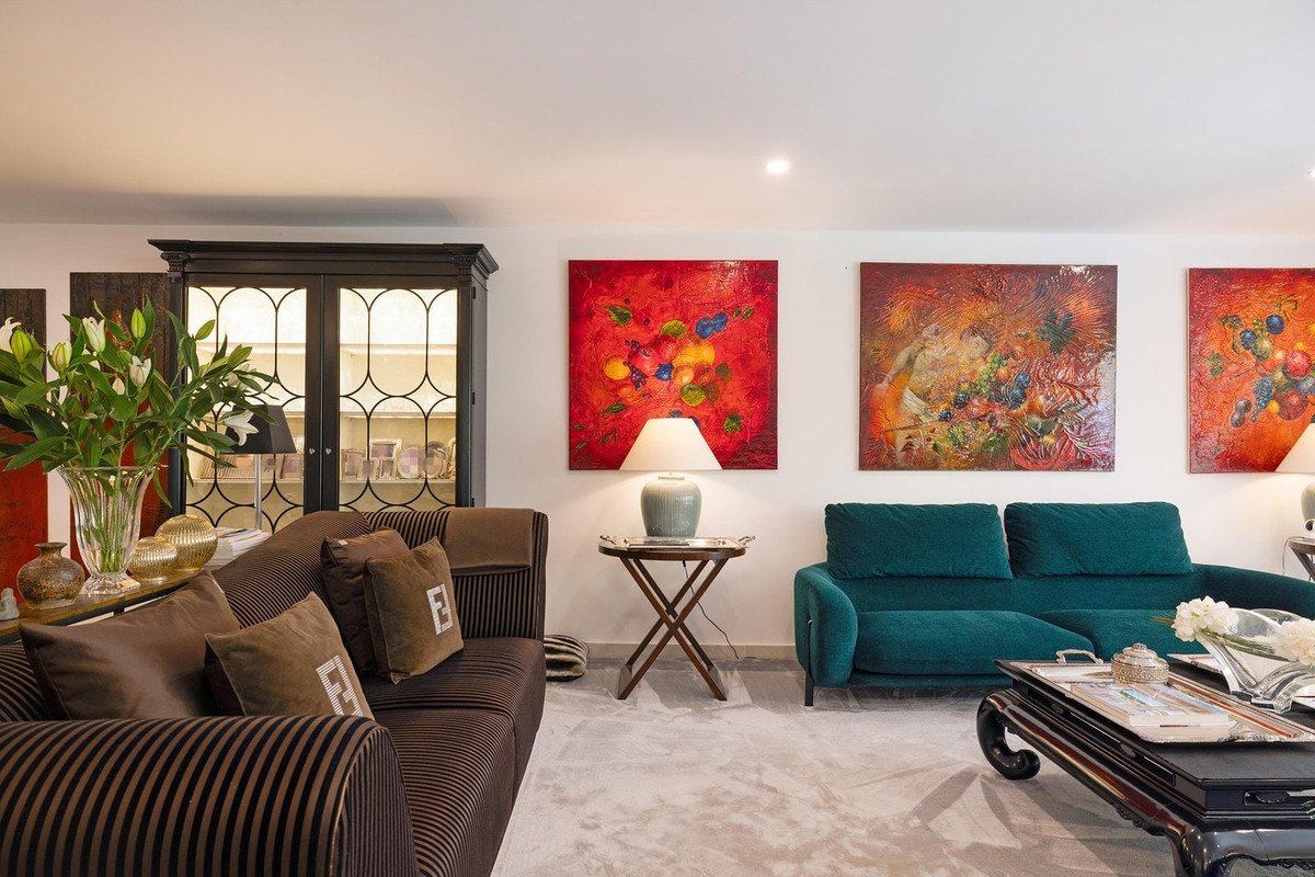 3 Bed Middle Floor Apartment in Sotogrande