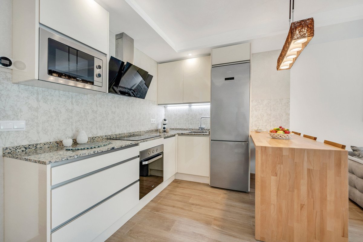 2 Bed Ground Floor Apartment in The Golden Mile