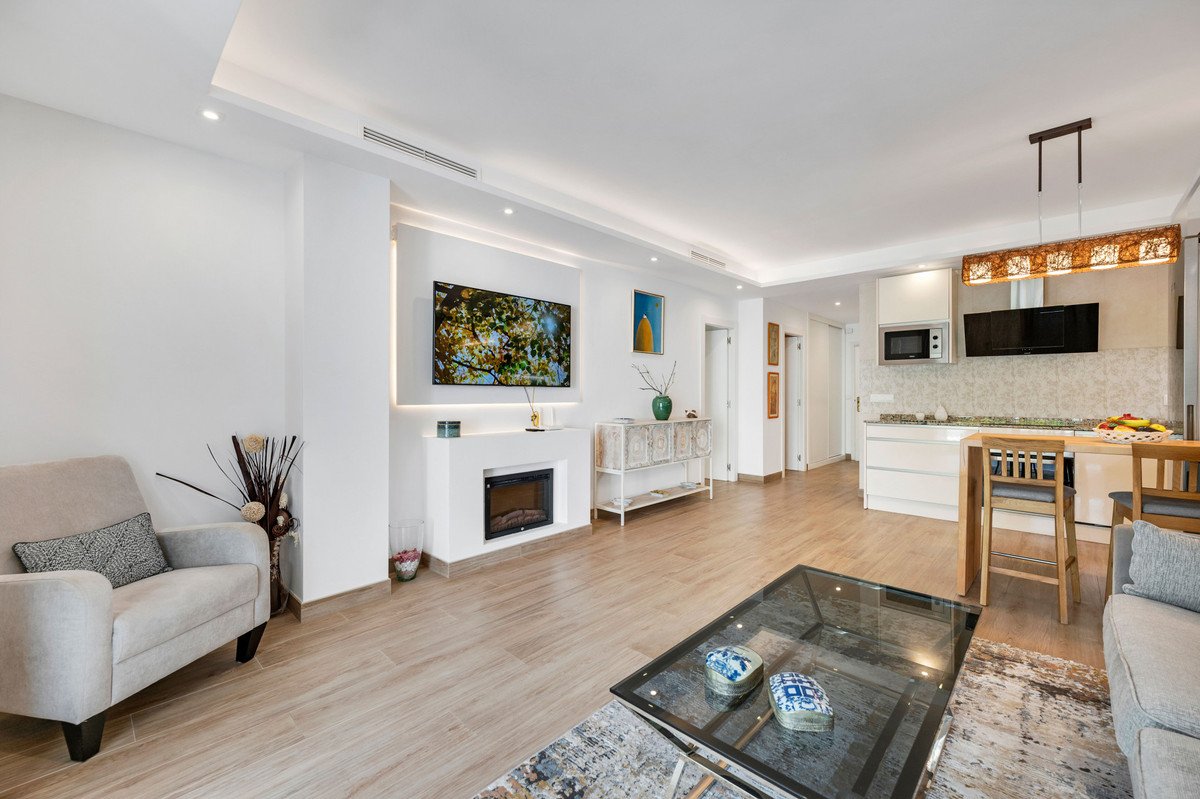 2 Bed Ground Floor Apartment in The Golden Mile