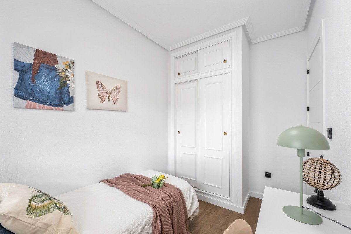 2 Bed Ground Floor Apartment in Playa Flamenca