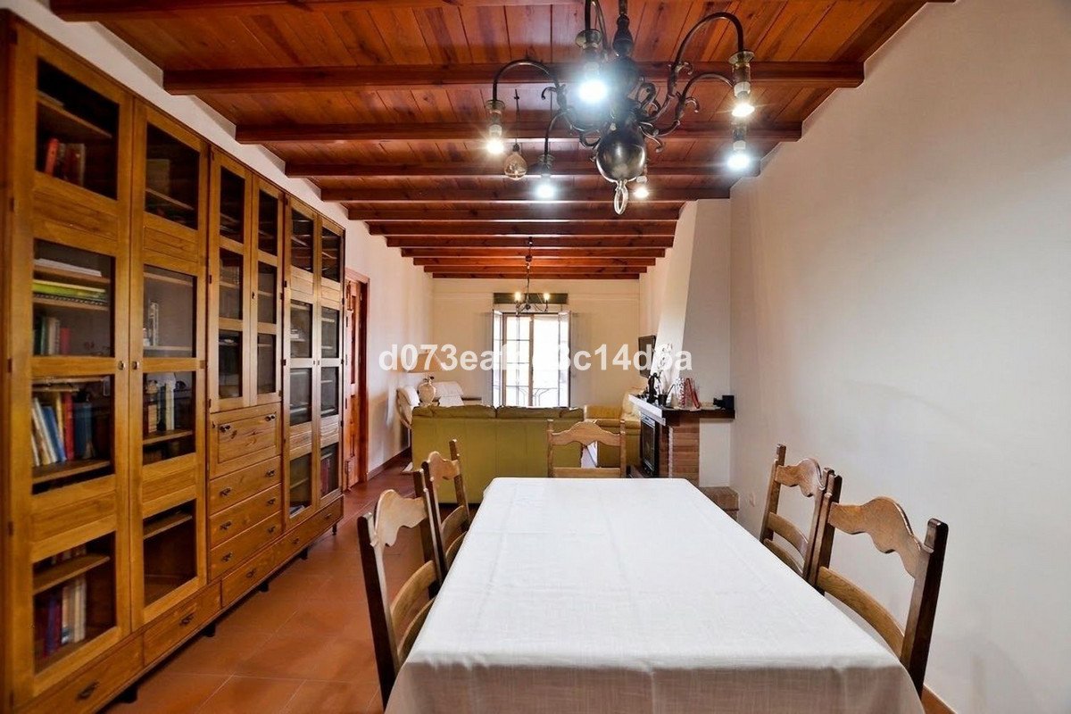 3 Bed Townhouse in Ronda