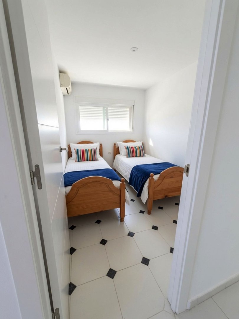 3 Bed Middle Floor Apartment in Cancelada