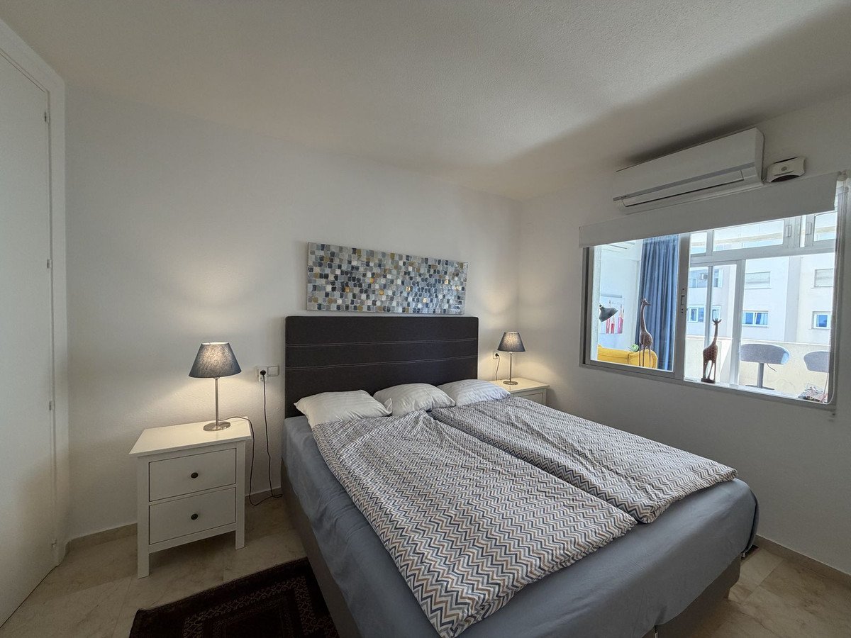 1 Bed Middle Floor Apartment in Estepona