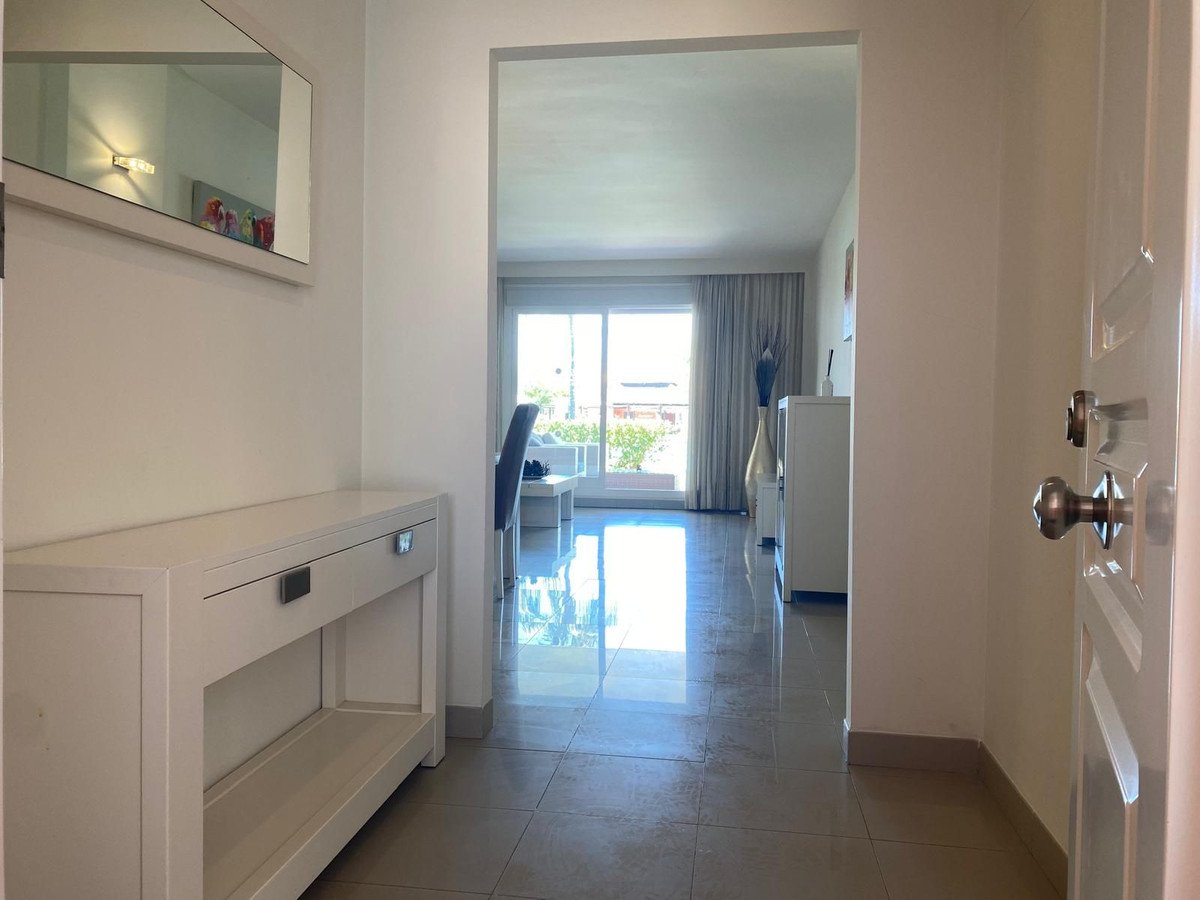 2 Bed Ground Floor Apartment in Estepona