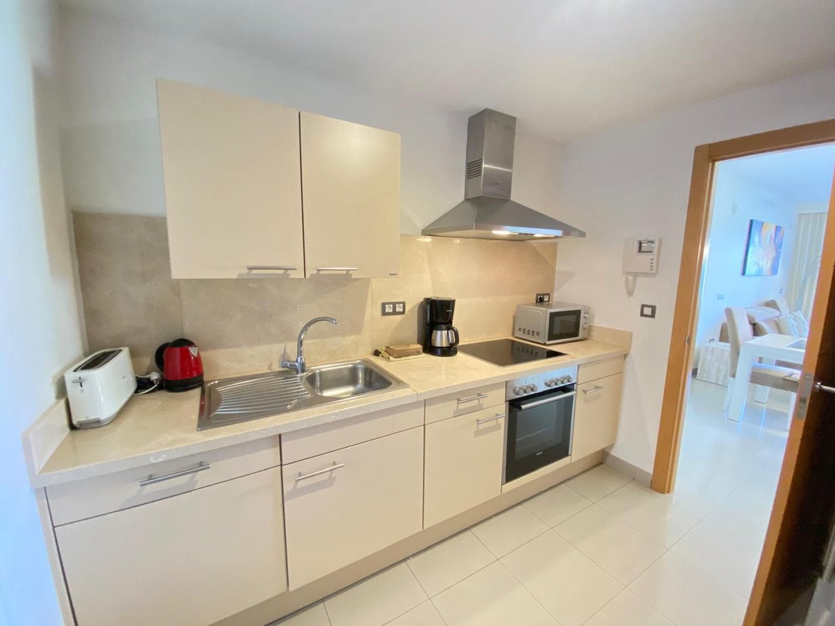 2 Bed Ground Floor Apartment in Estepona