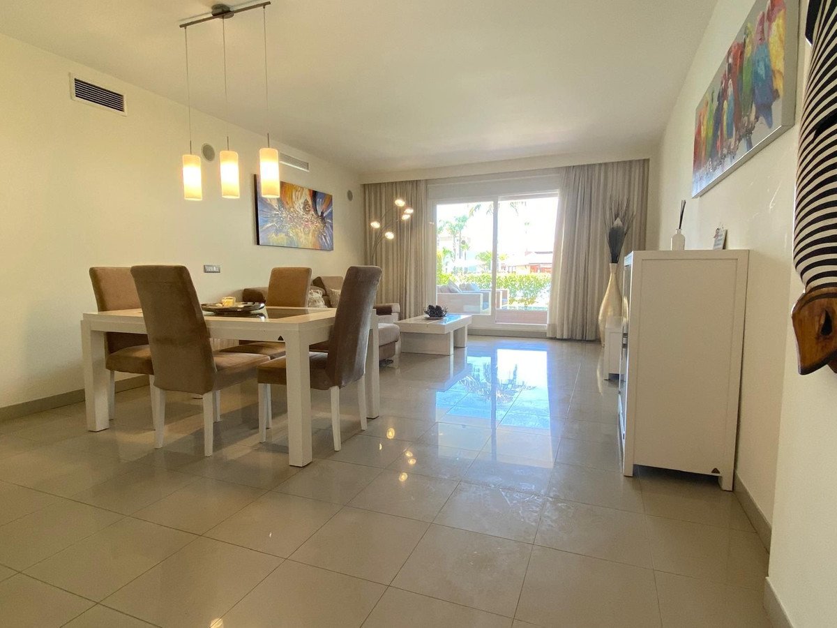 2 Bed Ground Floor Apartment in Estepona
