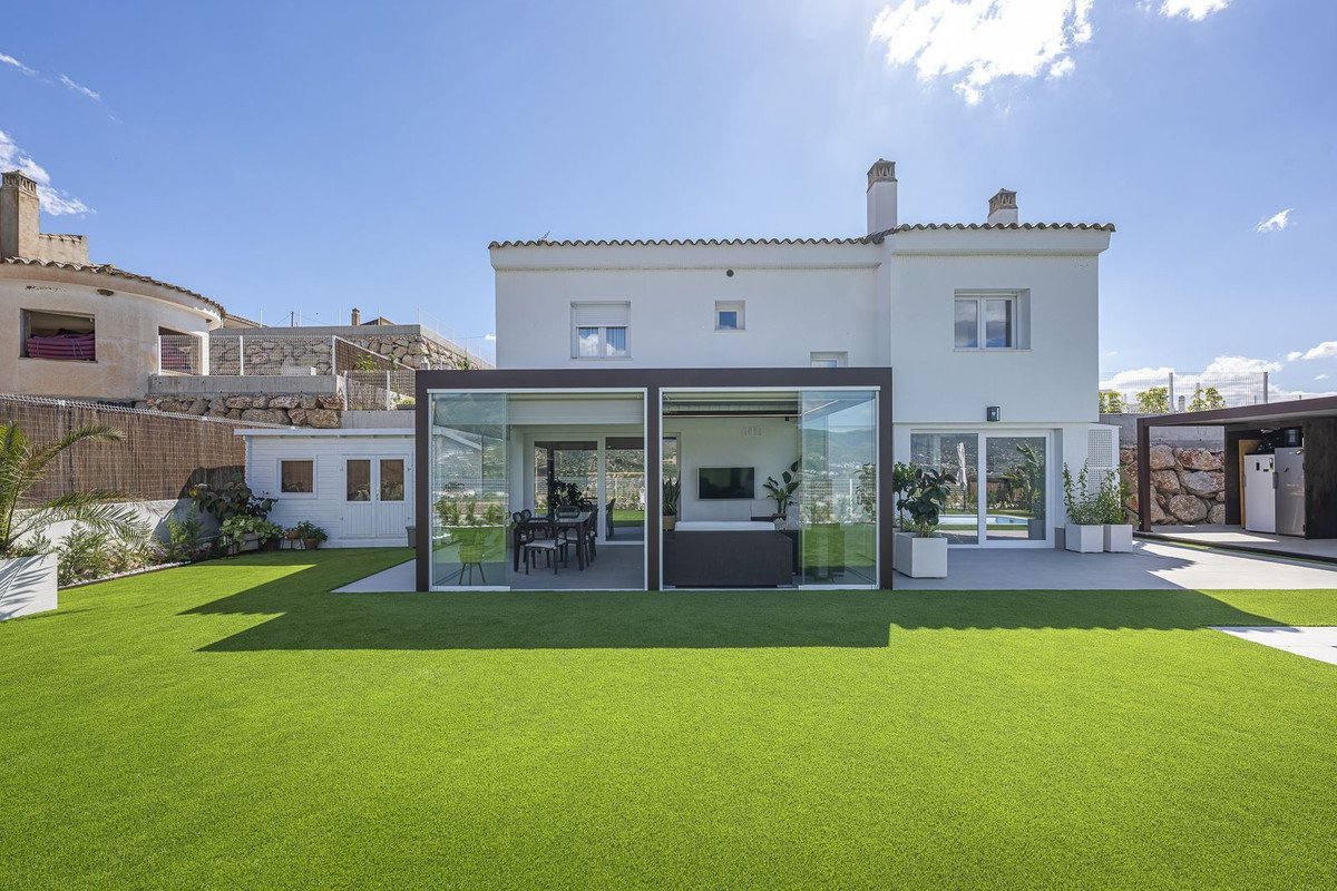 3 Bed Detached Villa in La Viñuela