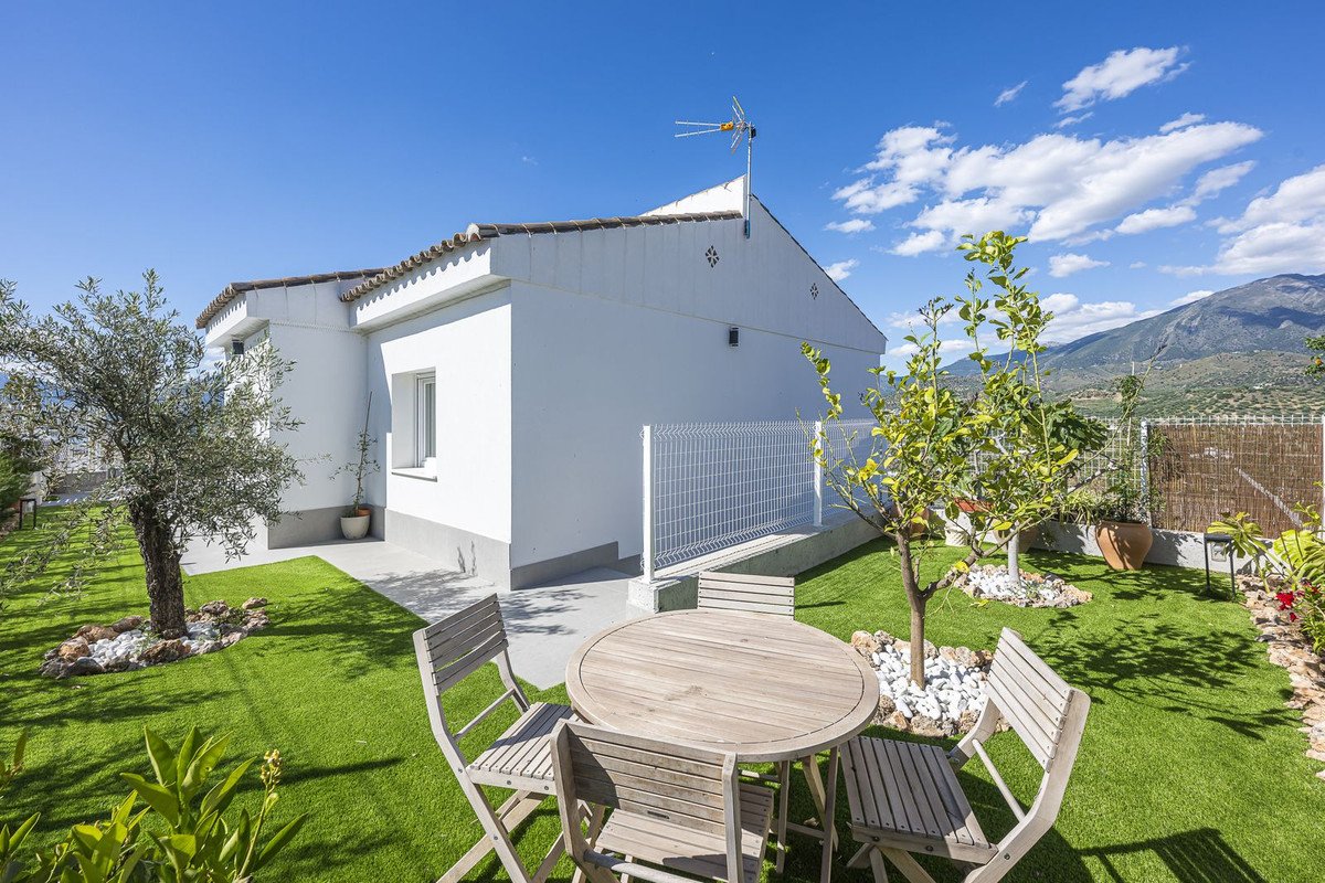 3 Bed Detached Villa in La Viñuela
