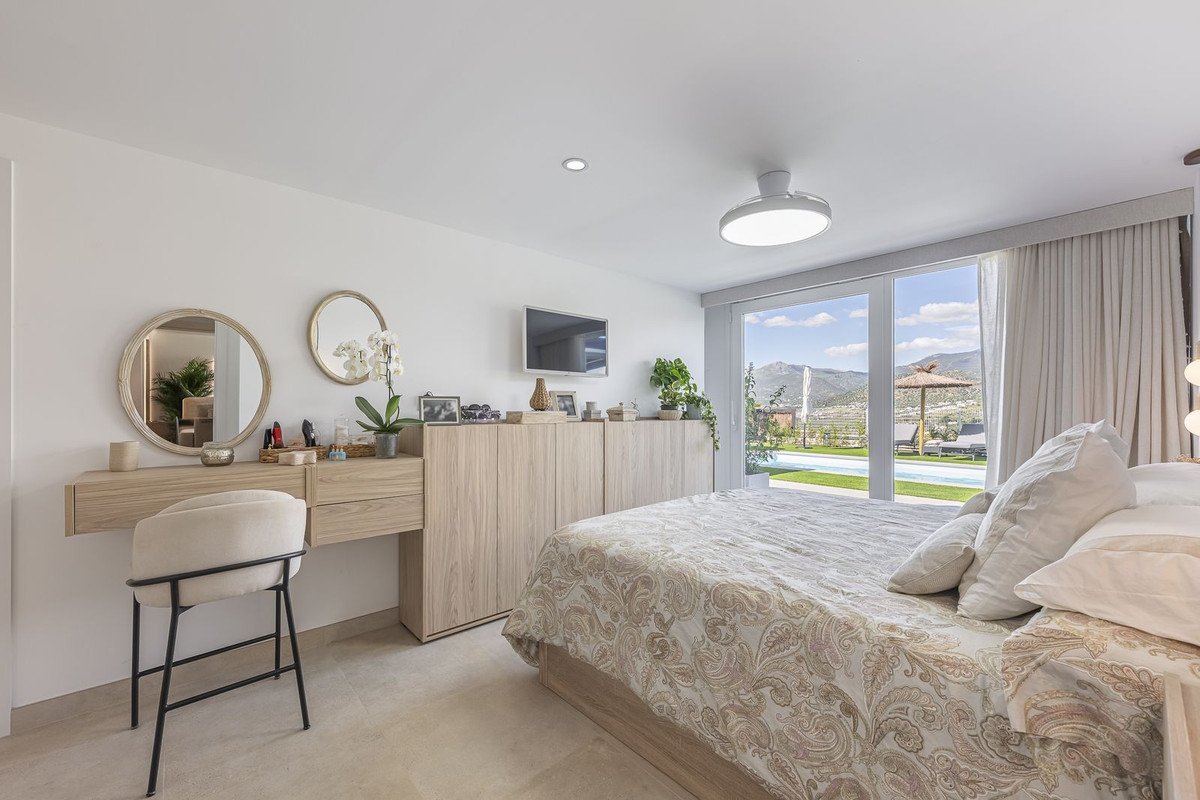 3 Bed Detached Villa in La Viñuela