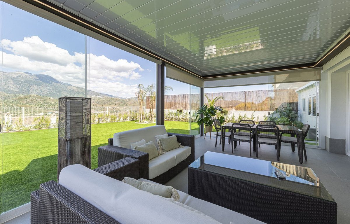 3 Bed Detached Villa in La Viñuela