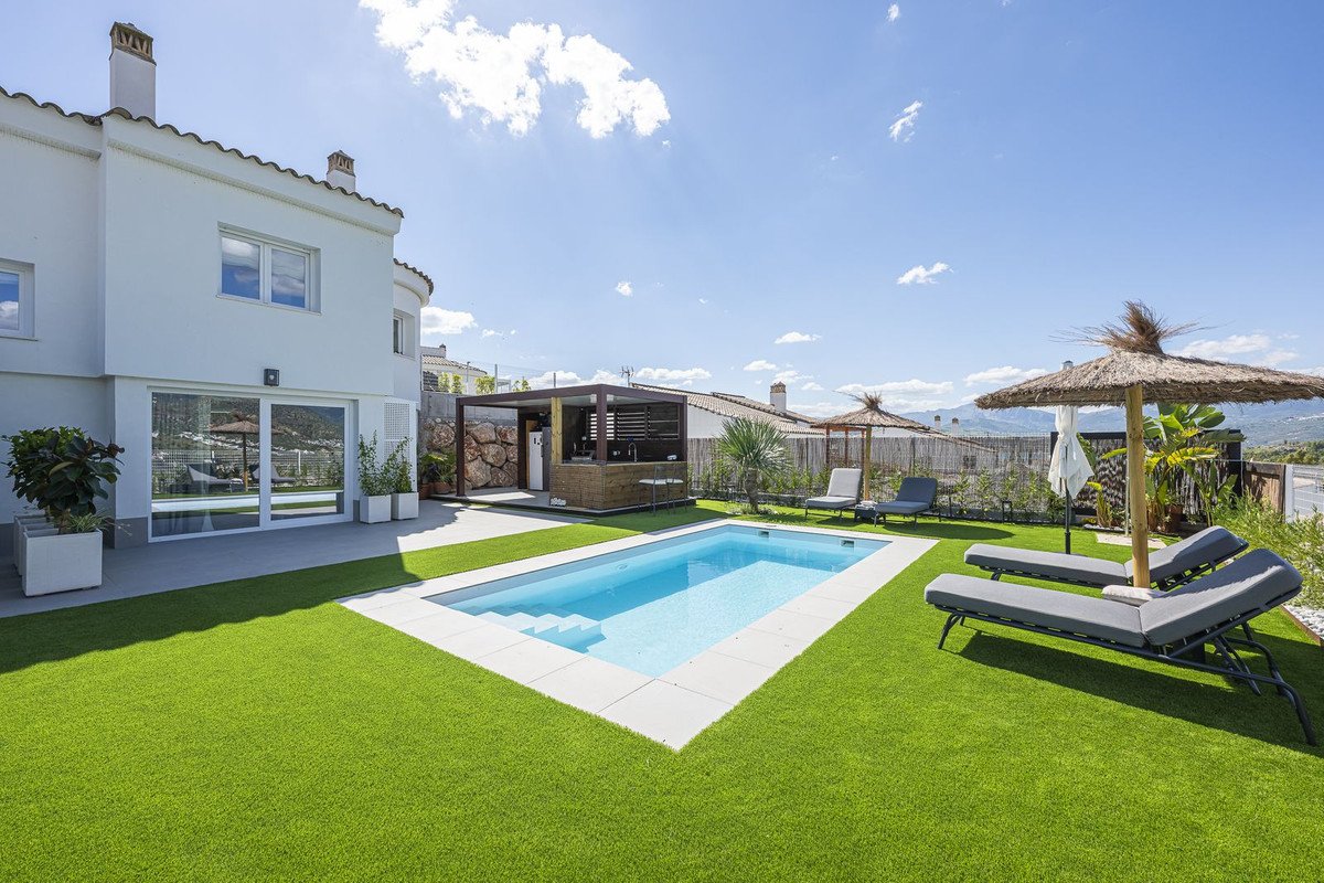 3 Bed Detached Villa in La Viñuela
