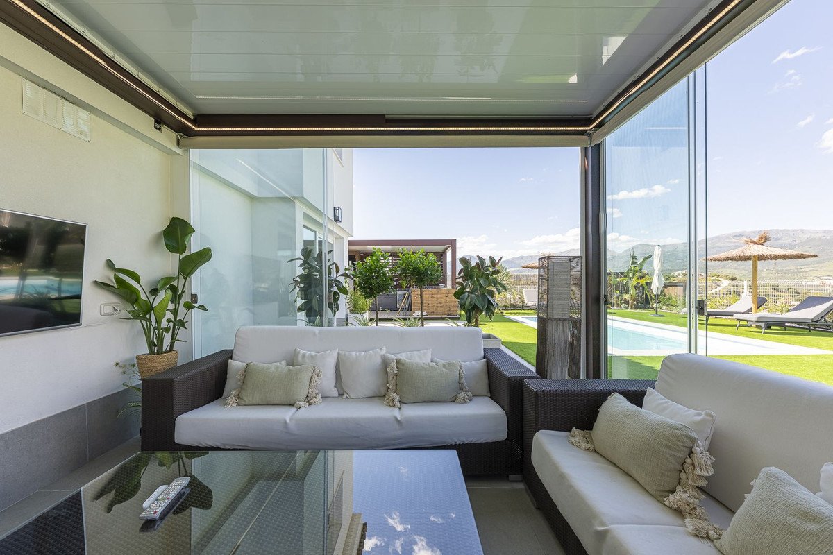 3 Bed Detached Villa in La Viñuela