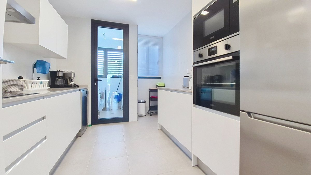 3 Bed Middle Floor Apartment in Casares