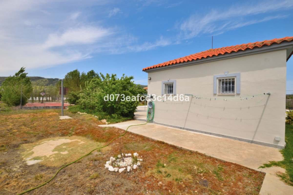 6 Bed Detached Villa in Ronda