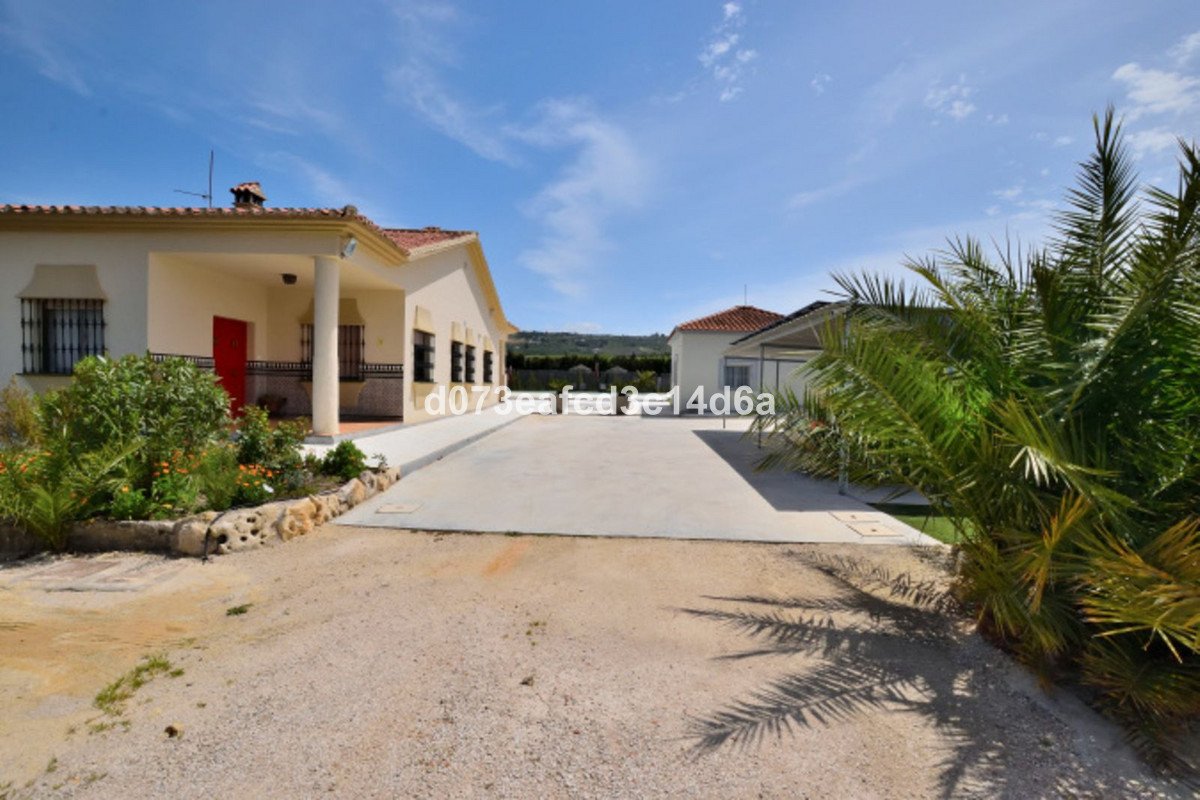 6 Bed Detached Villa in Ronda
