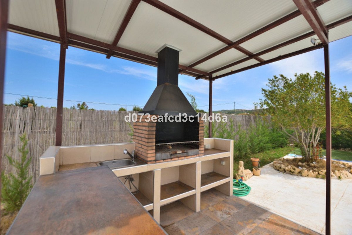 6 Bed Detached Villa in Ronda