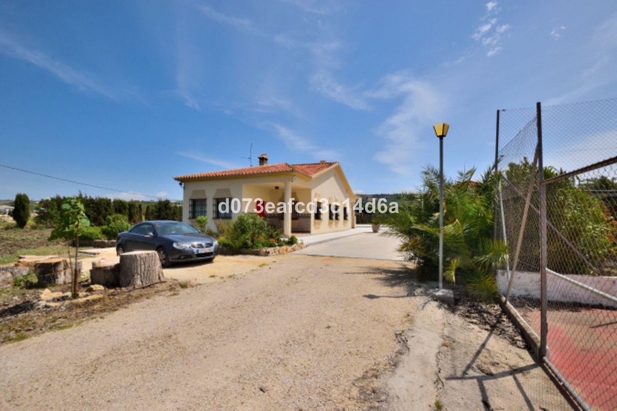 6 Bed Detached Villa in Ronda