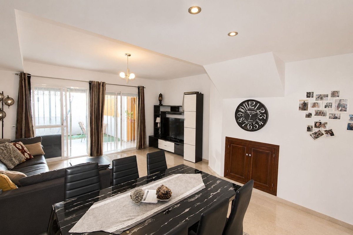 5 Bed Townhouse in Marbella