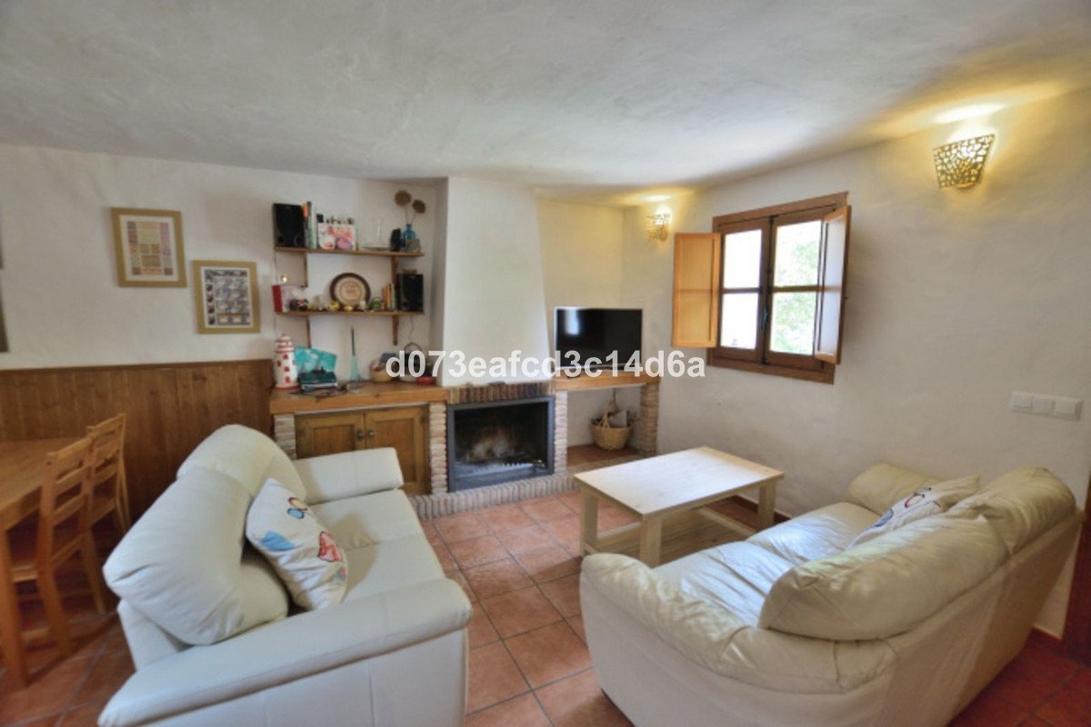 4 Bed Detached Villa in Arriate