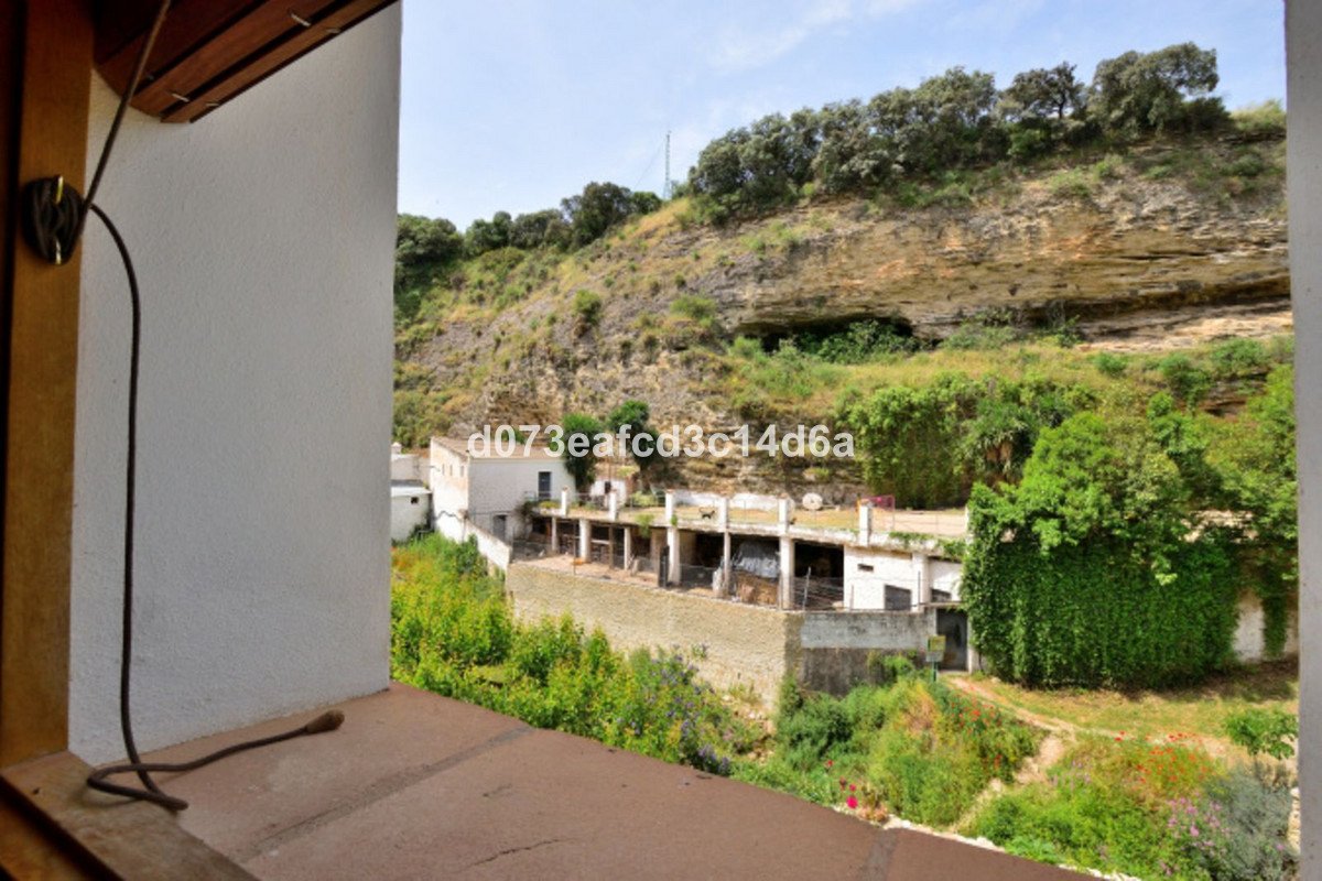4 Bed Detached Villa in Arriate