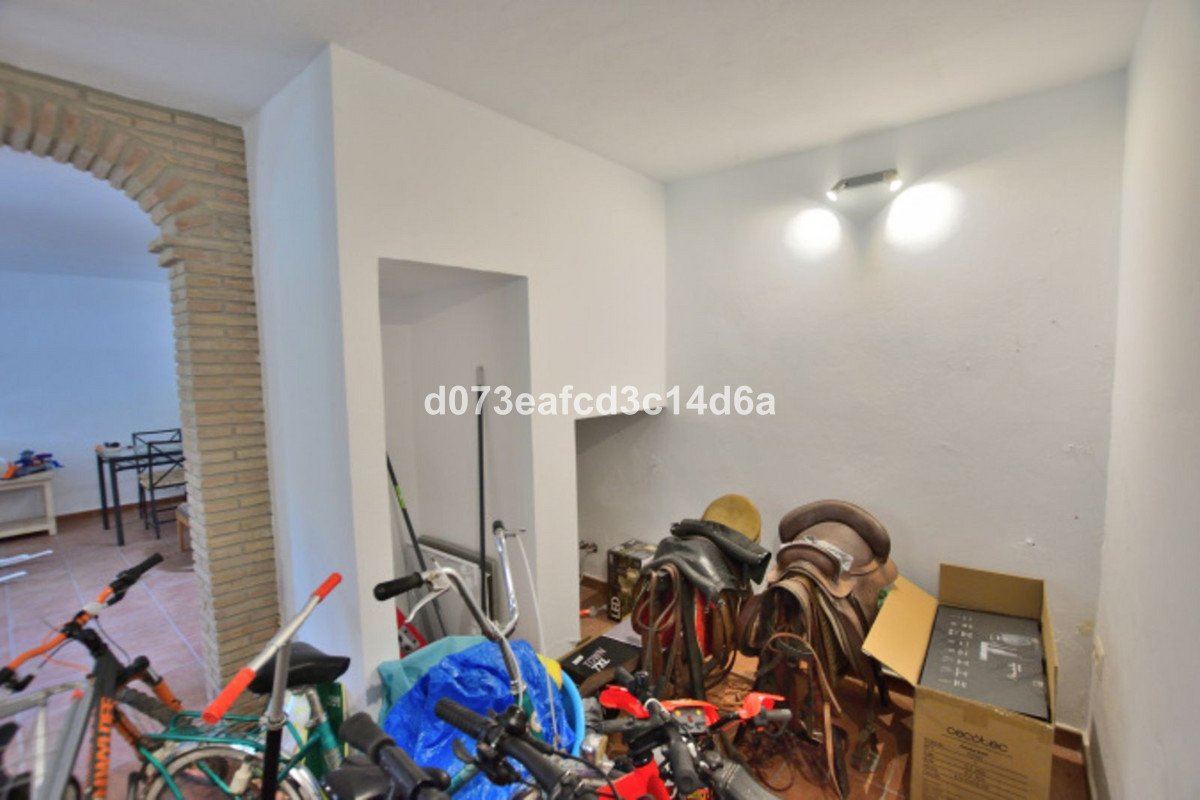 4 Bed Detached Villa in Arriate