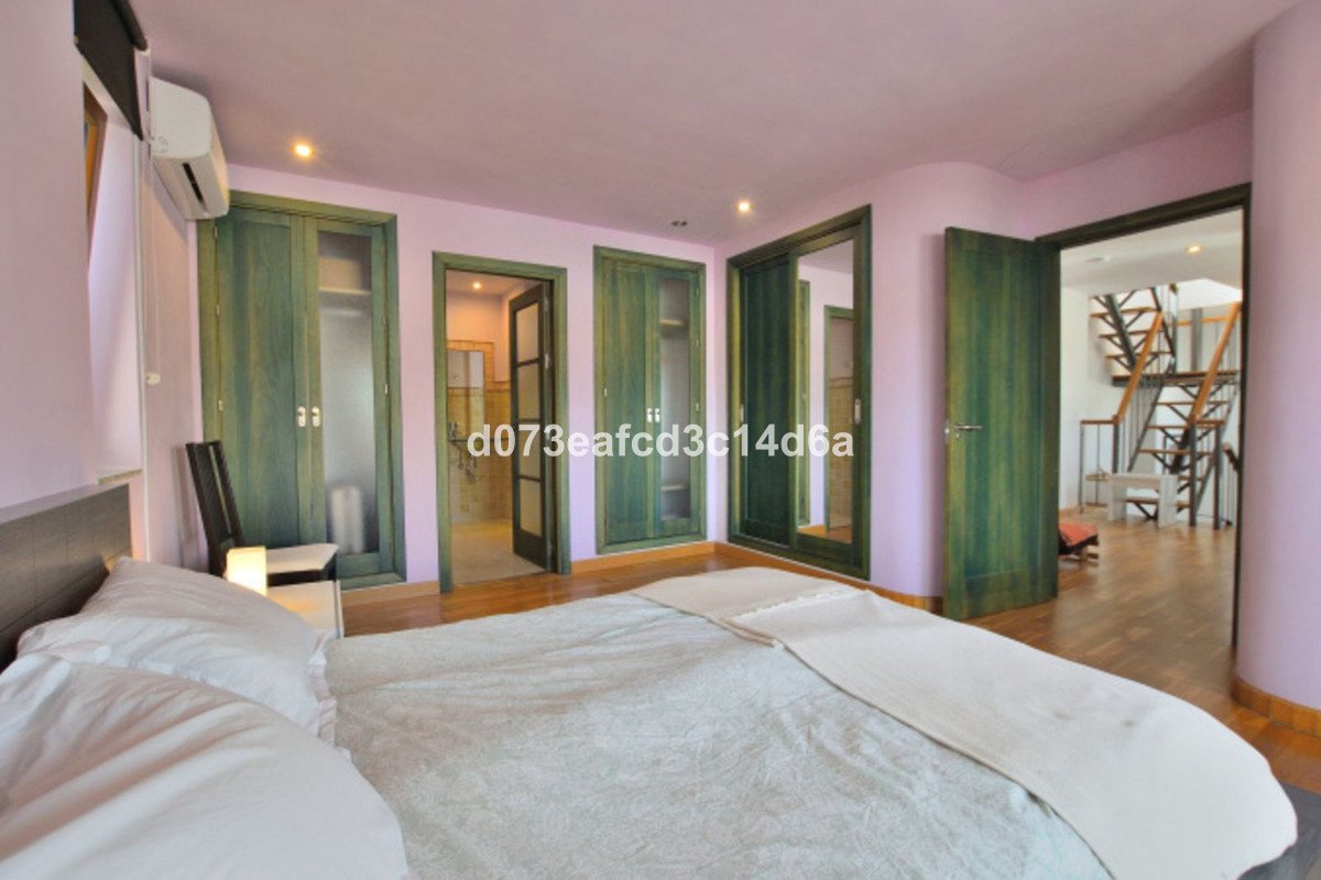 5 Bed Detached Villa in Ronda