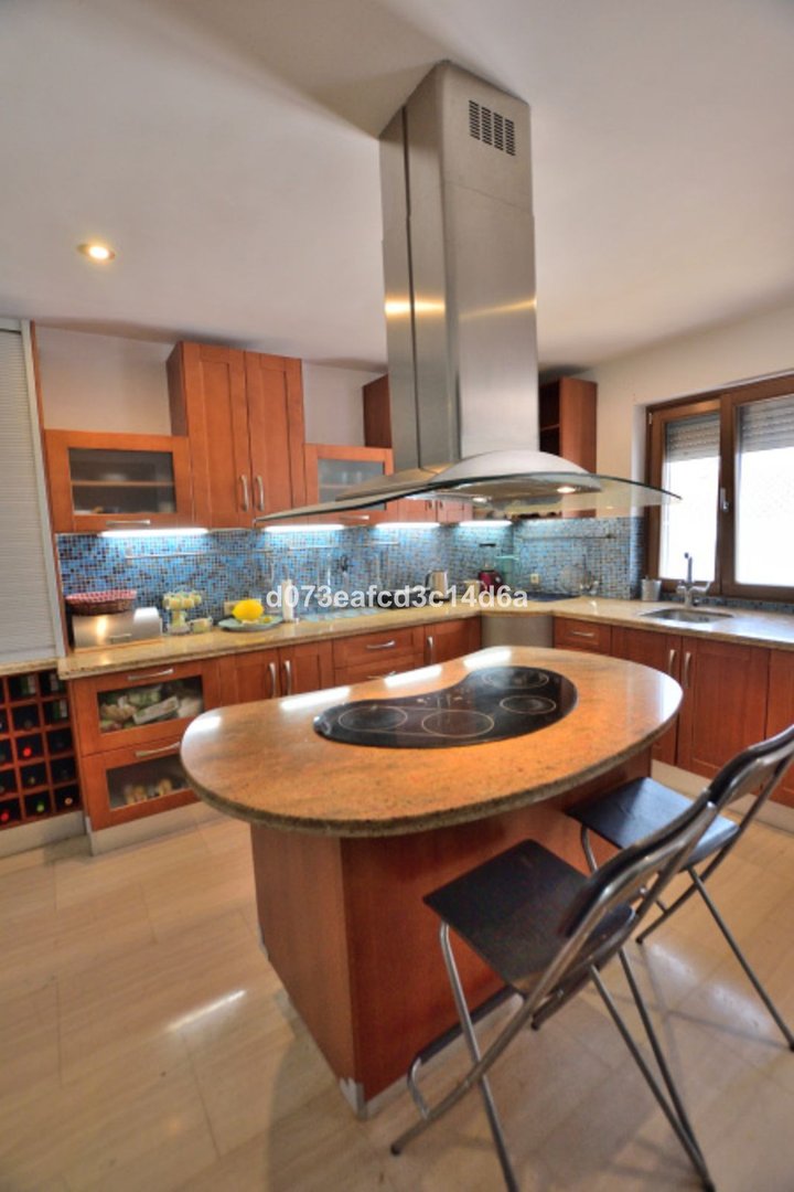 5 Bed Detached Villa in Ronda