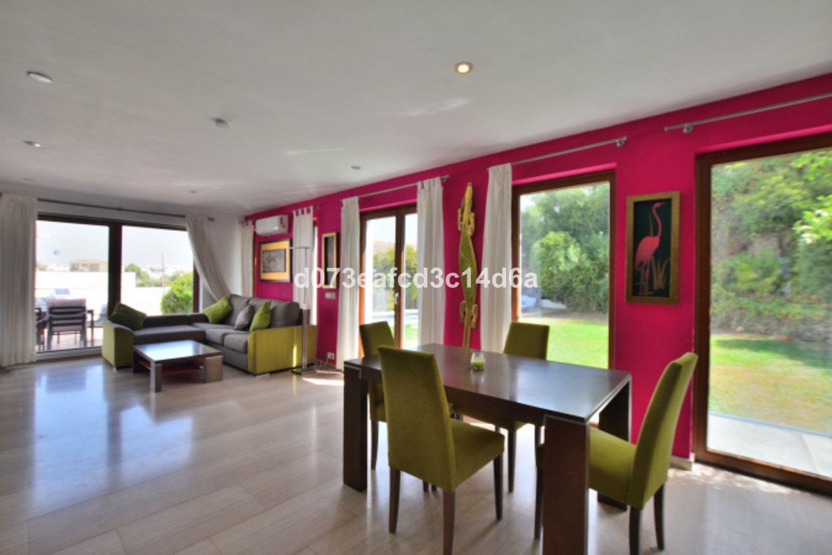 5 Bed Detached Villa in Ronda