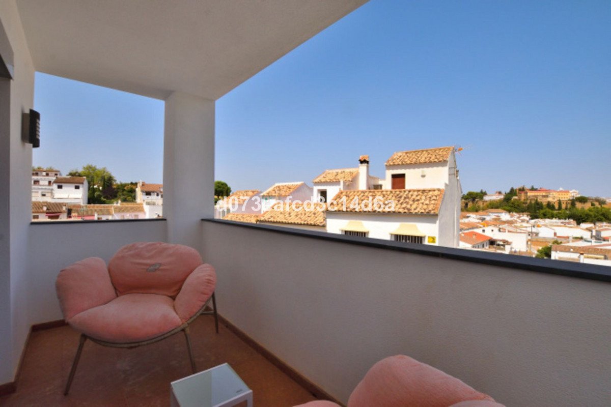5 Bed Detached Villa in Ronda
