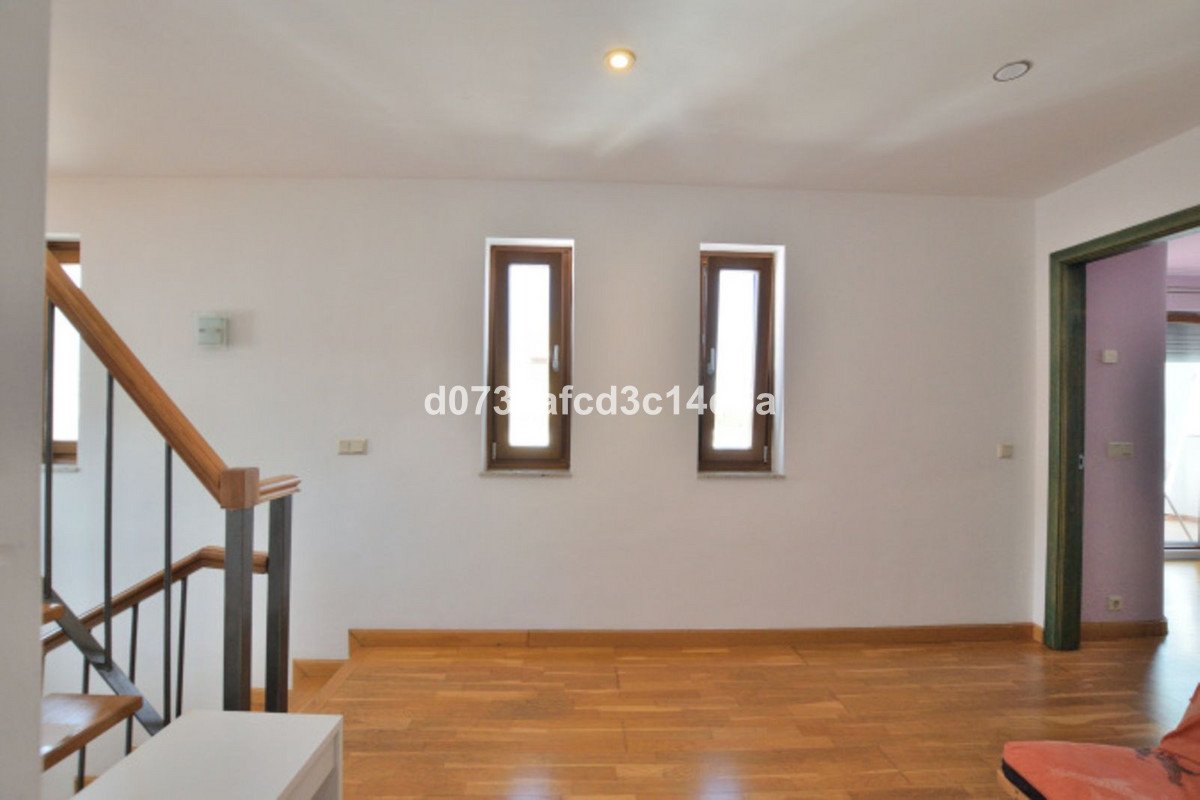 5 Bed Detached Villa in Ronda