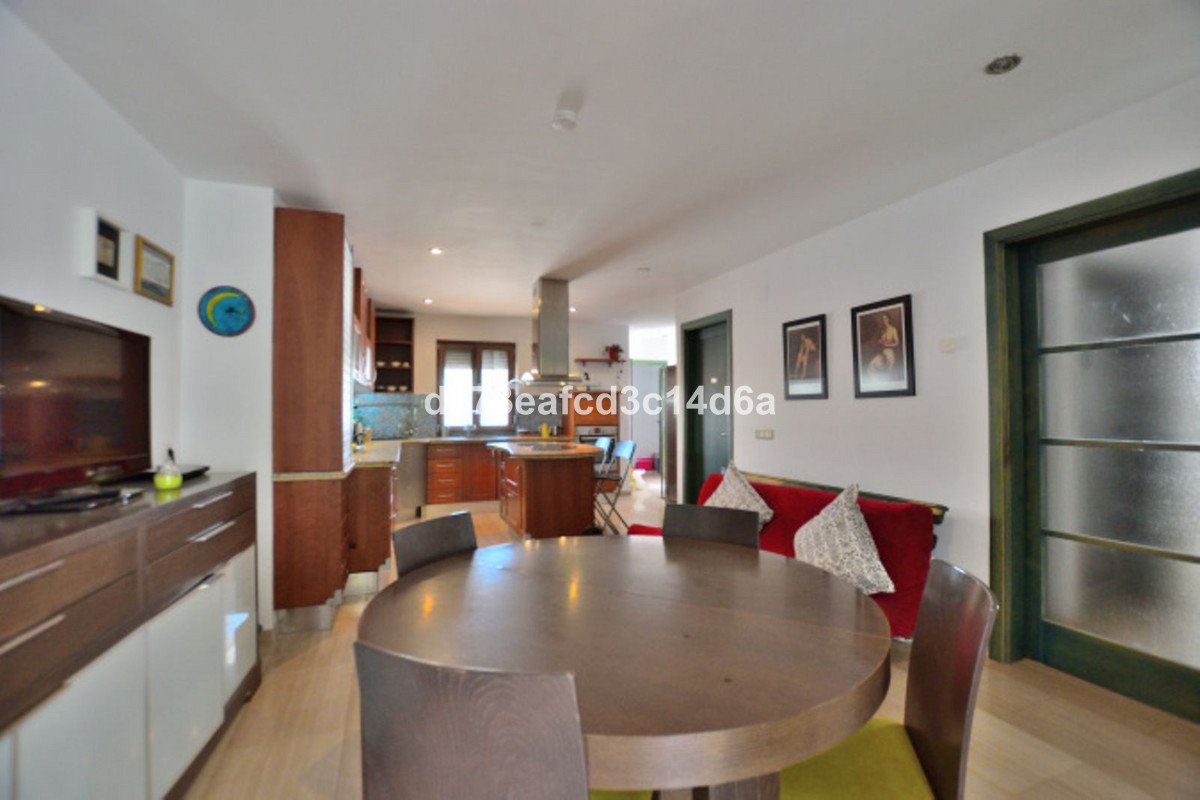 5 Bed Detached Villa in Ronda