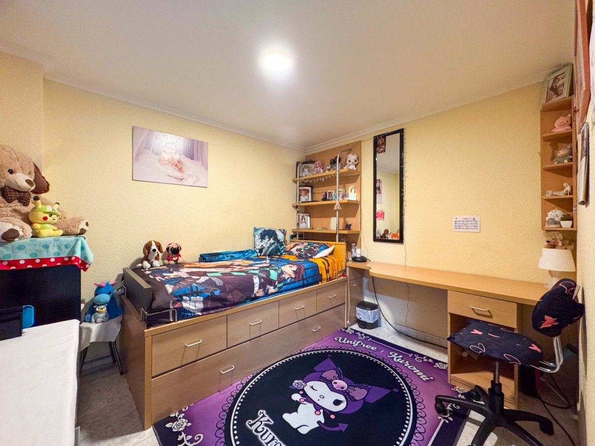 3 Bed Middle Floor Apartment in Torrevieja