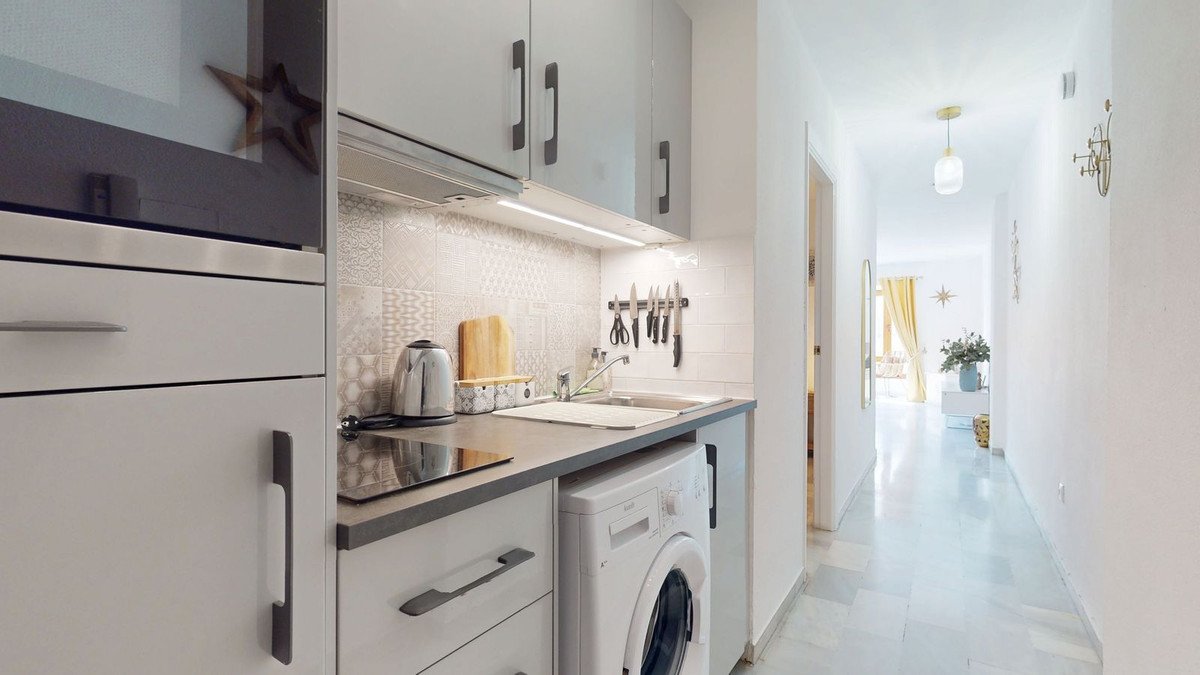 1 Bed Middle Floor Apartment in Mijas