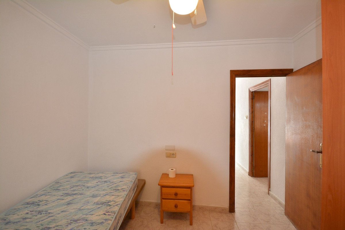 4 Bed Semi-Detached House in Torrevieja