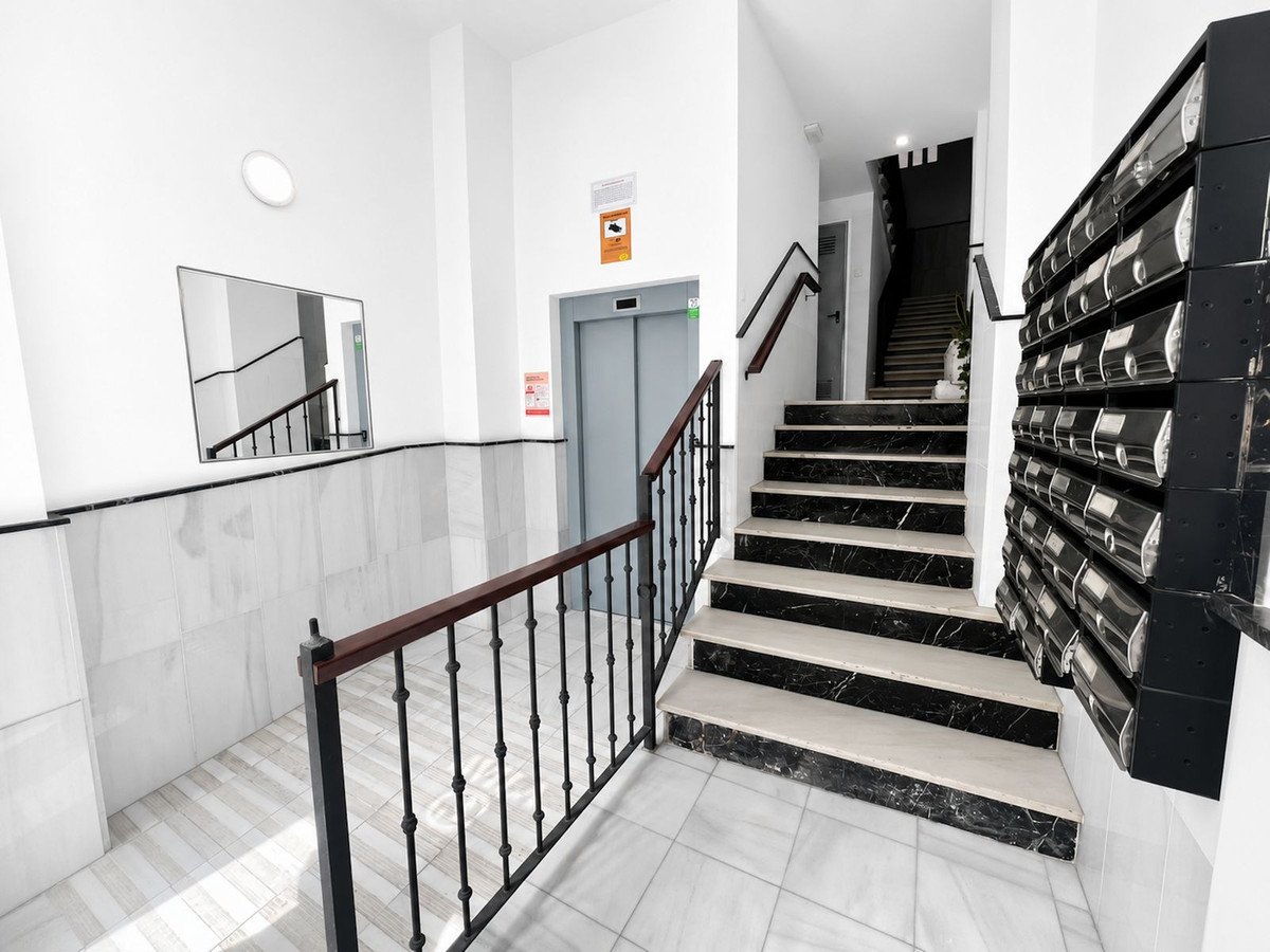 3 Bed Middle Floor Apartment in Málaga