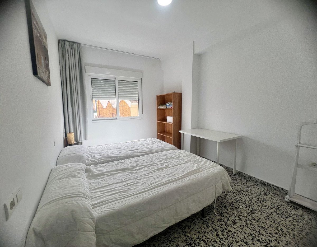 3 Bed Middle Floor Apartment in Málaga