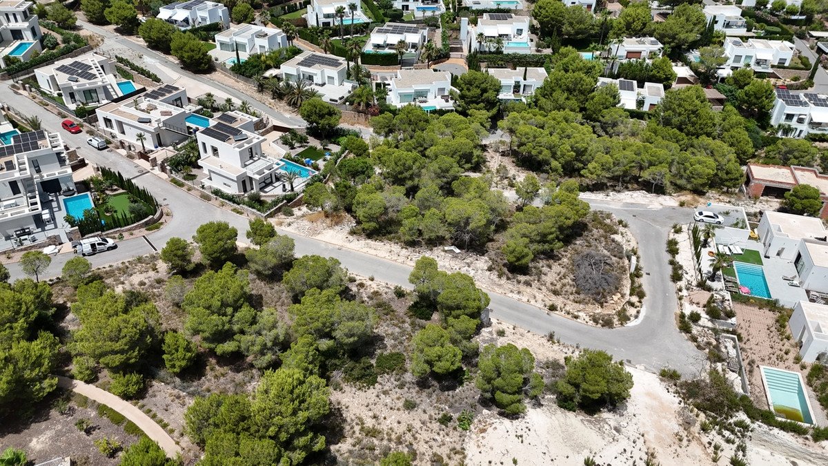 Land in Las Colinas Golf