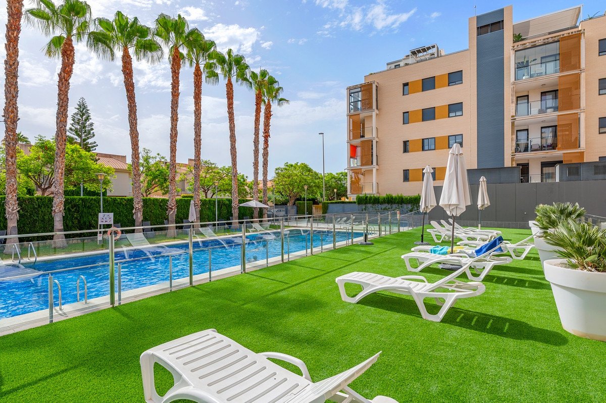 2 Bed Ground Floor Apartment in El Campello