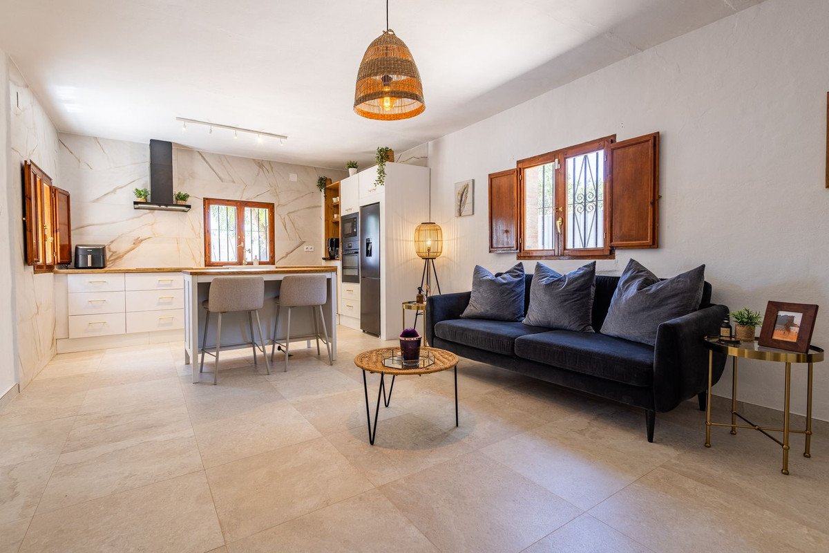 4 Bed Detached Villa in Archidona